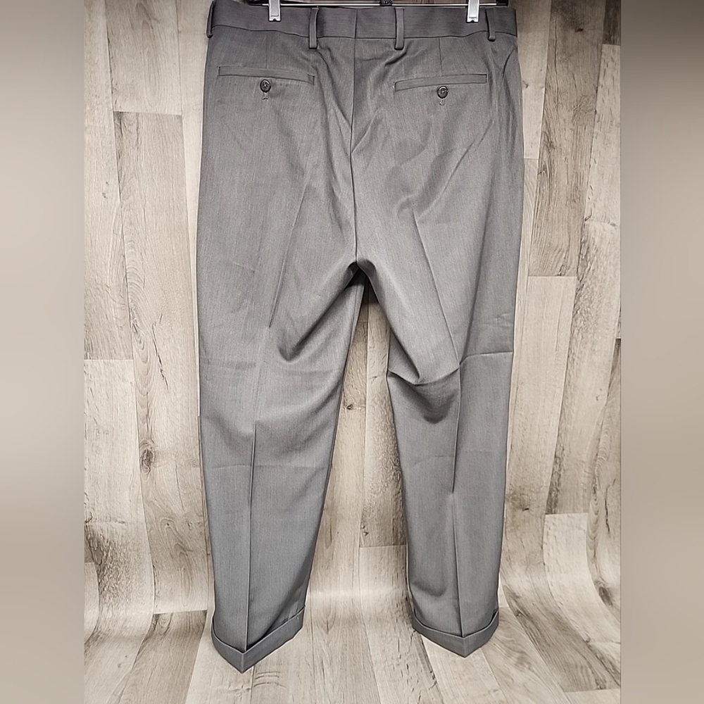 Louis Raphael tailored men's dress slacks